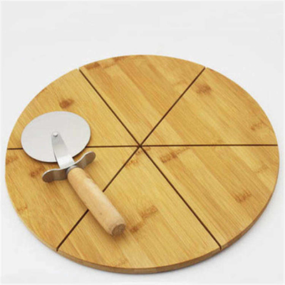 Thớt tre hình tròn 25cm chia khay pizza bằng bánh xe cắt